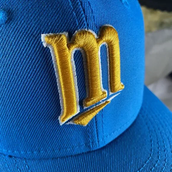 Minnesota Twins Fitted Hat Sneakertown Maggie Simpson Pack New Era 7 1/4